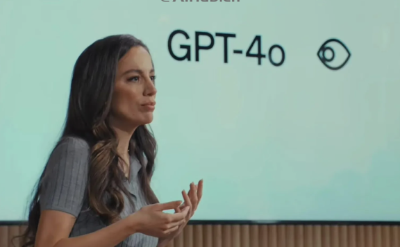 OpenAI 发布全新旗舰AI大模型 GPT-4o:语音对话更流畅,免费提供